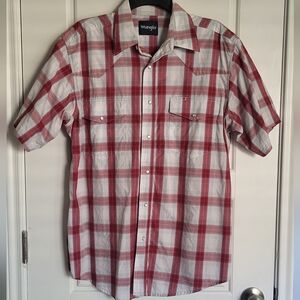 Wrangler Red and White Checkered Men's Shirt